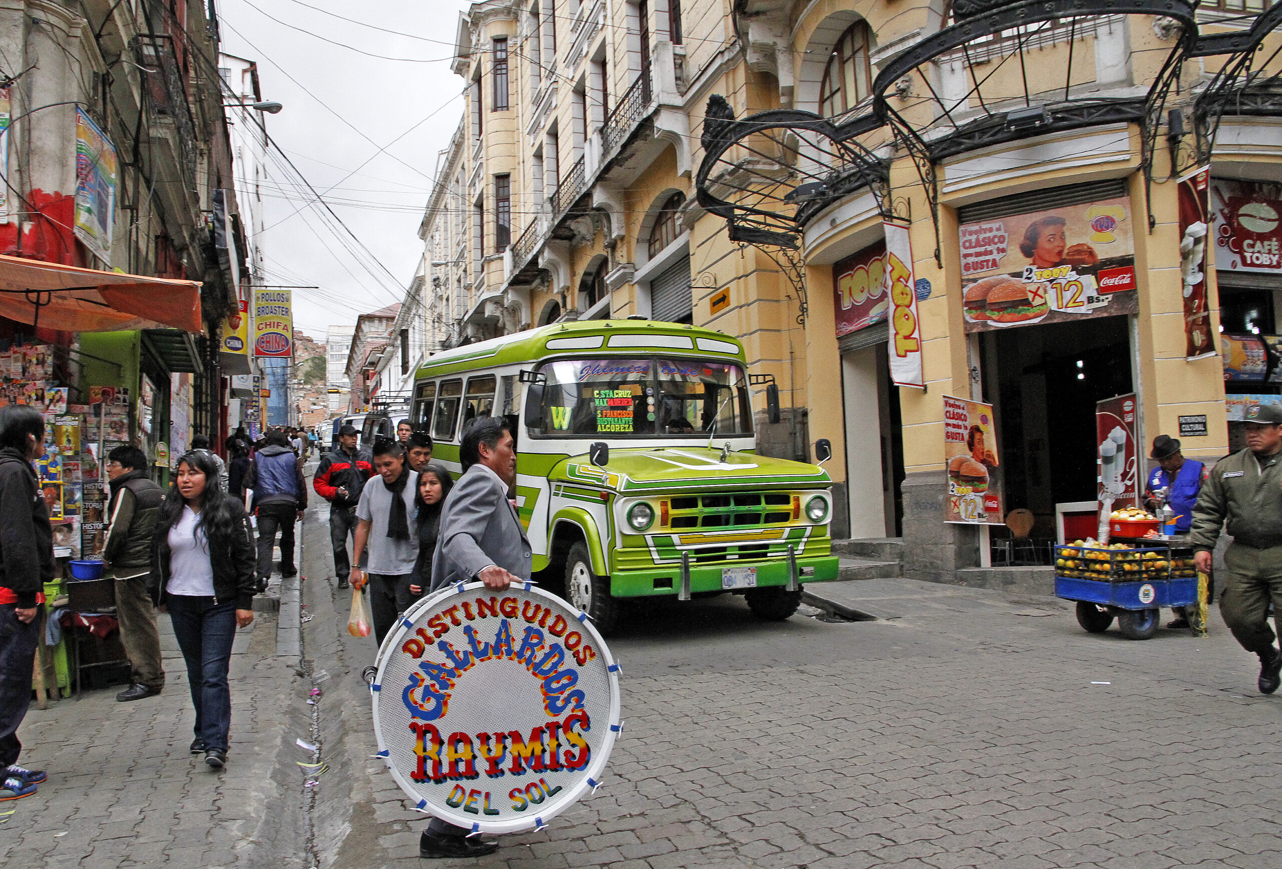 A scene from La Paz (Gallardos - 0208), Boliva, February 2012